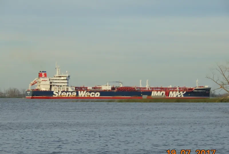 STENA IMPERATIVE Tanker IMO 9666077 photo 4