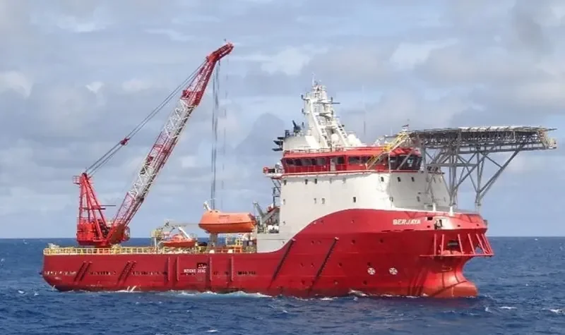 BERJAYA Offshore Vessel IMO 9666118 photo 2