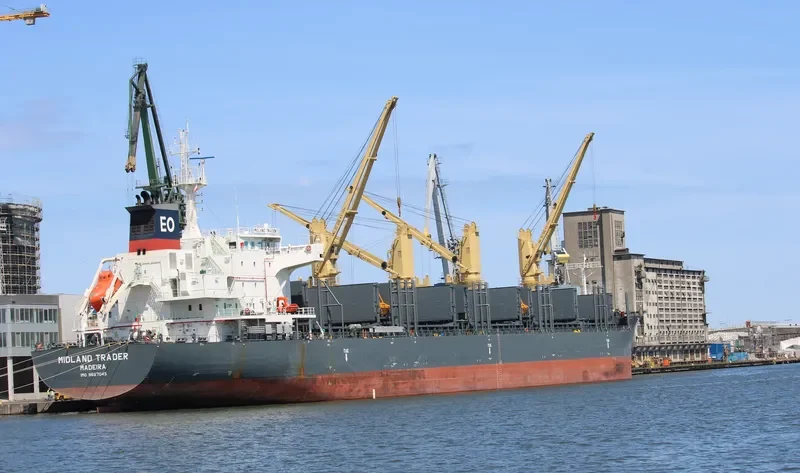MIDLAND TRADER Bulk Carrier IMO 9667045 photo 4