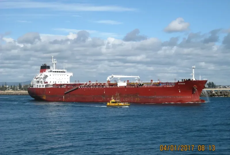 EVINOS Tanker IMO 9667928 photo 3