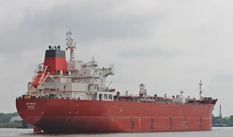 EVINOS Tanker IMO 9667928 photo 9