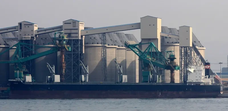 CLOVER Bulk Carrier IMO 9668386 photo 2