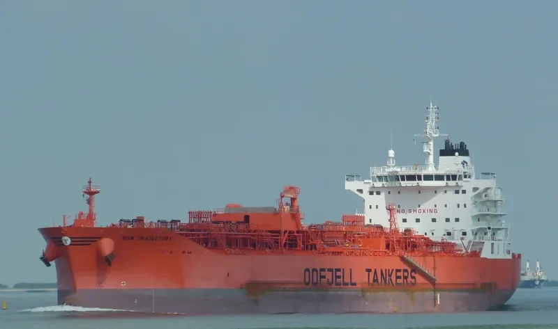 BOW TRAJECTORY Tanker IMO 9669873 photo 7