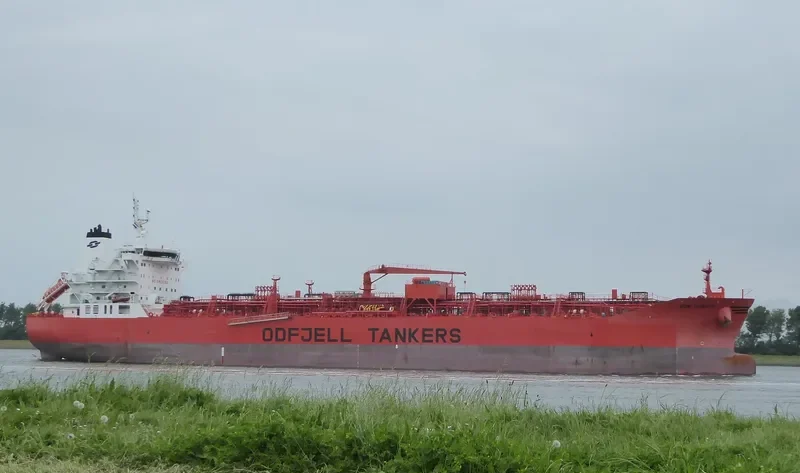 BOW TRIBUTE Tanker IMO 9669885 photo 2