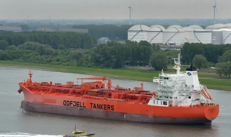 BOW TRIBUTE Tanker IMO 9669885 photo 7