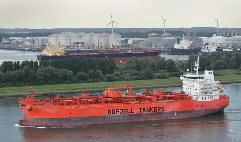 BOW TRIDENT Tanker IMO 9669897 photo 7
