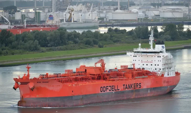 BOW TRIDENT Tanker IMO 9669897 photo 8