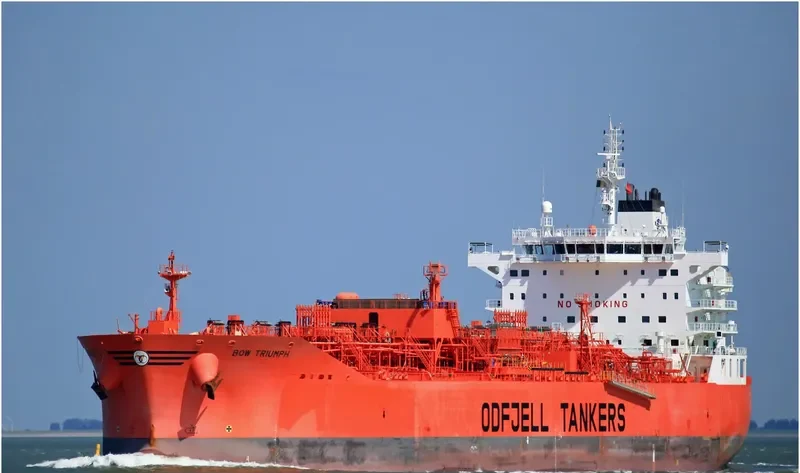 BOW TRIUMPH Tanker IMO 9669902 photo 2