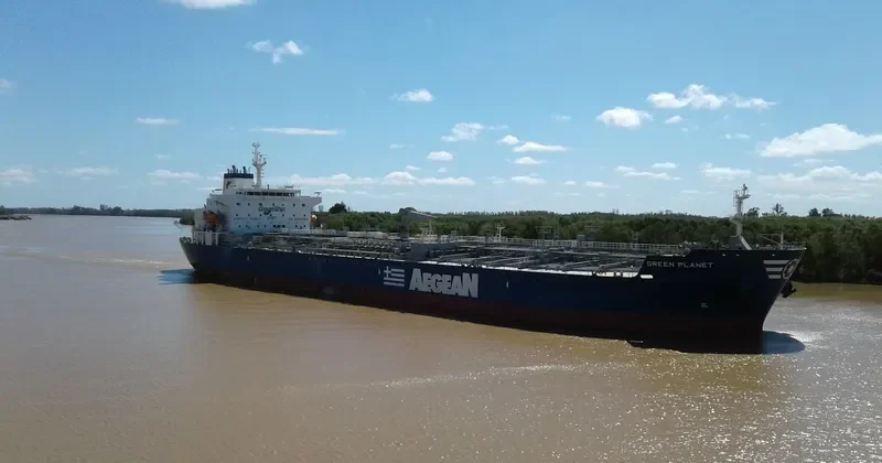 GREEN PLANET Tanker IMO 9669914 photo 2