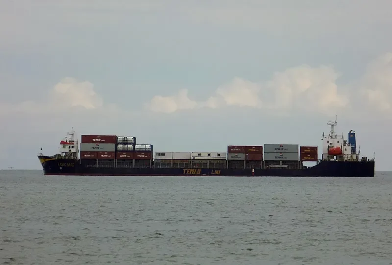 TASIK MAS Container Ship IMO 9670274 photo 4