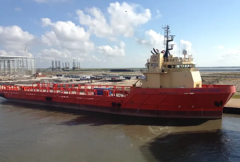 RUSSELL ADAMS Offshore Vessel IMO 9670339 photo 2