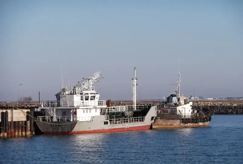 BULAK Tanker IMO 9670705 photo 2
