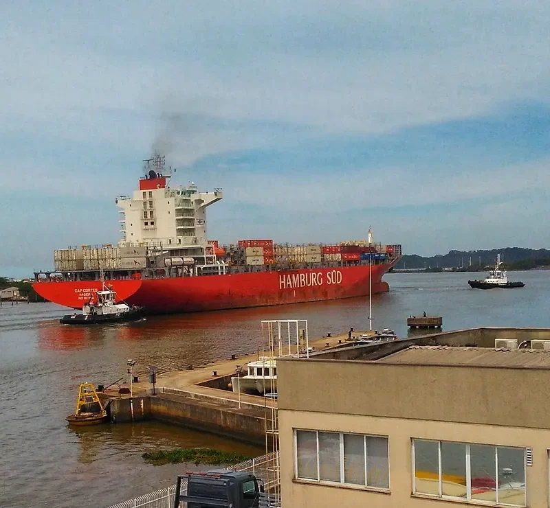 OSAKA Container Ship IMO 9670834