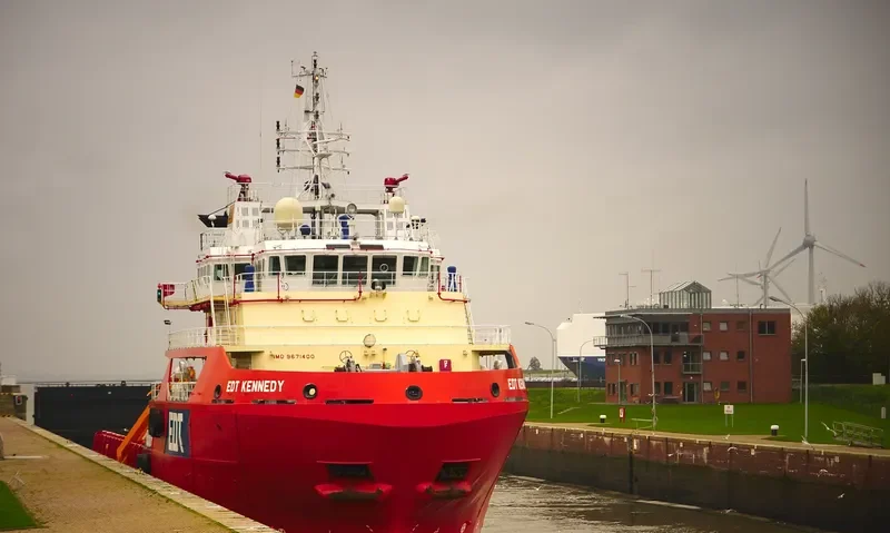 EDT KENNEDY Offshore Vessel IMO 9671400 photo 4