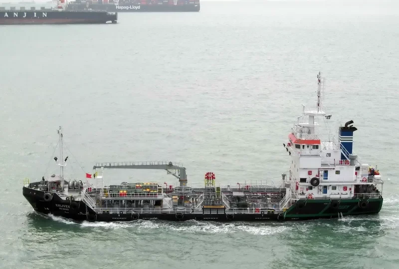 ENLIVEN Tanker IMO 9671876 photo 3