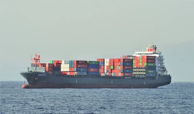 JOSITA B Container Ship IMO 9673630 photo 4