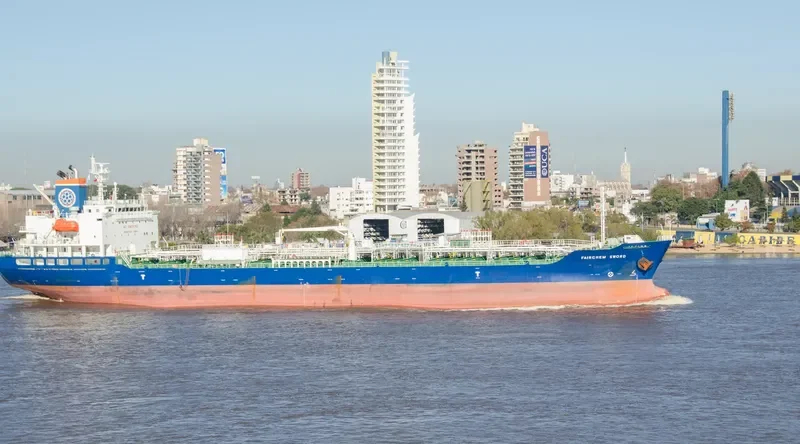 FAIRCHEM SWORD Tanker IMO 9673678 photo 6