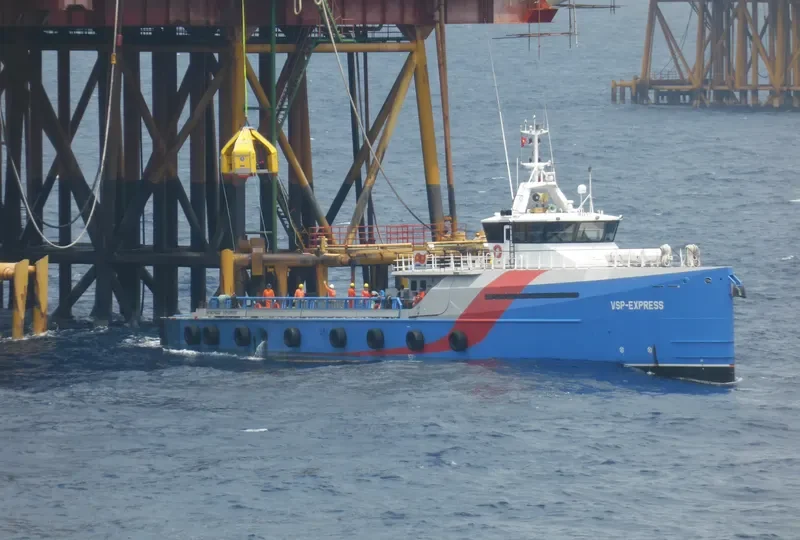 VSP EXPRESS Offshore Vessel IMO 9674220 photo 4