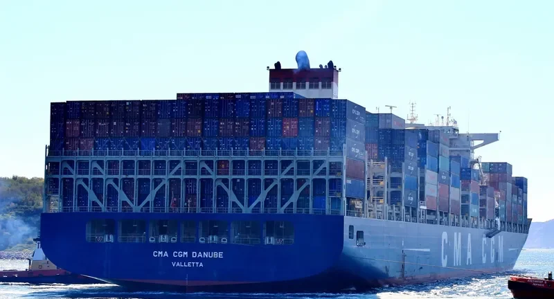APL DANUBE Container Ship IMO 9674517 photo 4