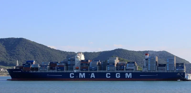 APL DANUBE Container Ship IMO 9674517 photo 9