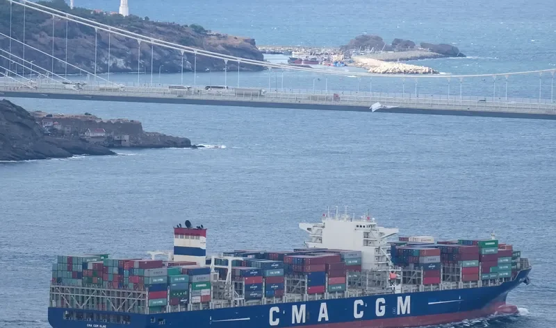 CMA CGM ELBE Container Ship IMO 9674529 photo 5