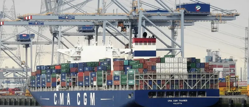 CMA CGM THAMES Container Ship IMO 9674567 photo 5