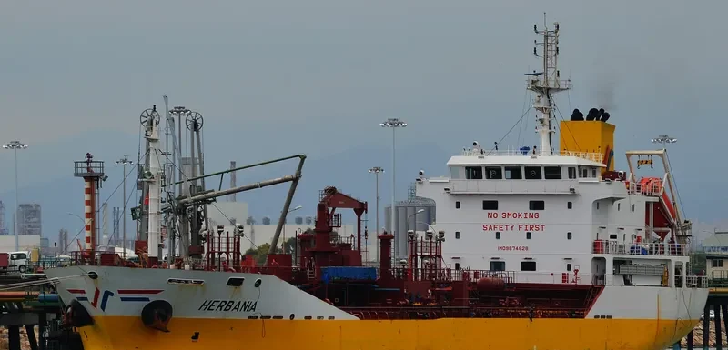 HERBANIA Tanker IMO 9674828 photo 4