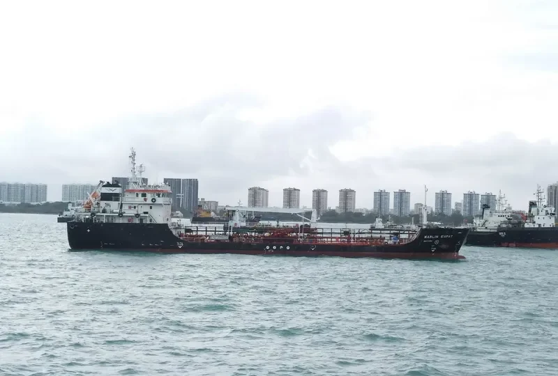 MARLIN EMPAT Tanker IMO 9675145 photo 2