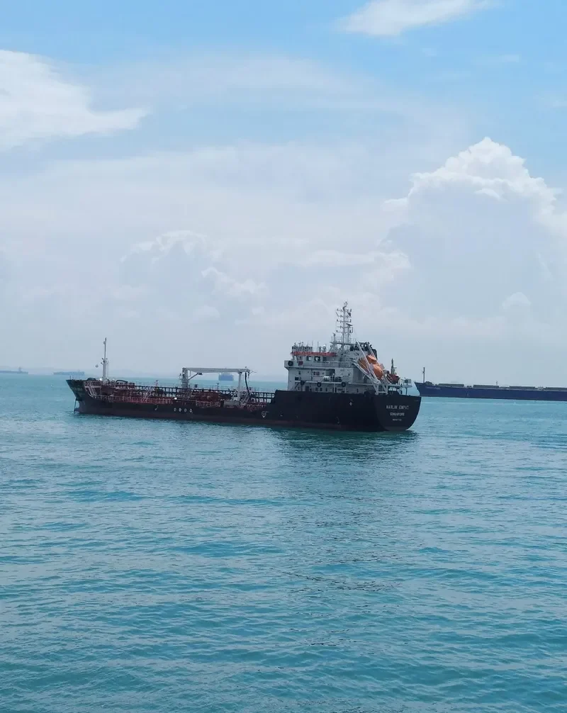 MARLIN EMPAT Tanker IMO 9675145 photo 3