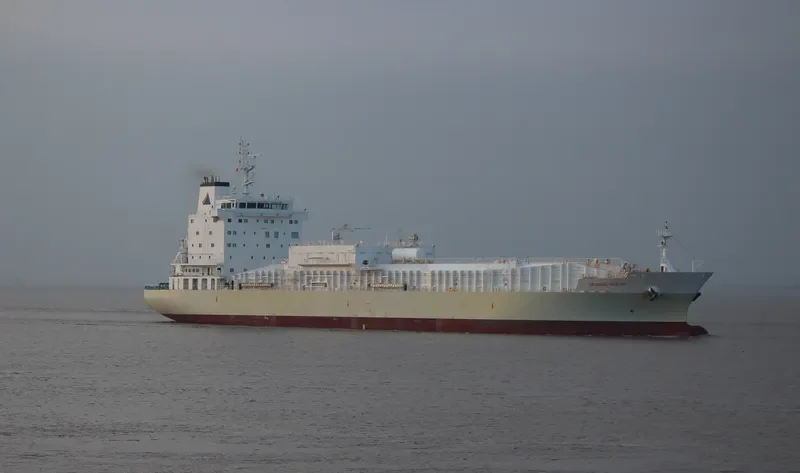 ORANGE OCEAN Tanker IMO 9675391 photo 2