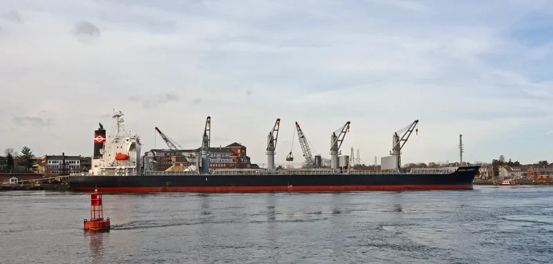 IPSWICH BAY Bulk Carrier IMO 9675729 photo 2