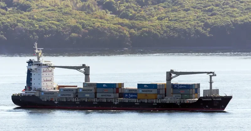 TRINIDAD TRADER Container Ship IMO 9675808 photo 4