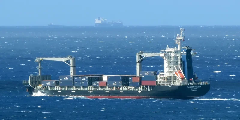 TACOMA TRADER Container Ship IMO 9675810 photo 4