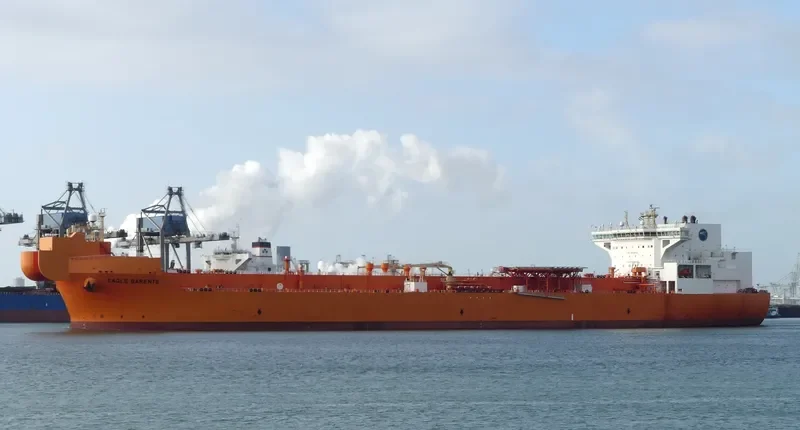EAGLE BARENTS Tanker IMO 9676125 photo 8