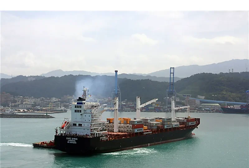 CAPE SYROS Container Ship IMO 9676204 photo 3