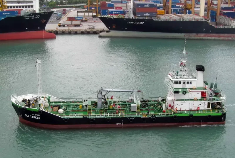 CLEANSEAS PROGRESS Tanker IMO 9677480 photo 5