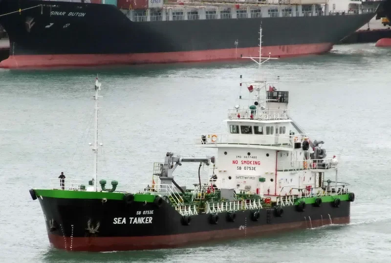 CLEANSEAS PROGRESS Tanker IMO 9677480 photo 7