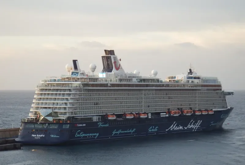 MEIN SCHIFF 4 Passenger Ship IMO 9678408 photo 2