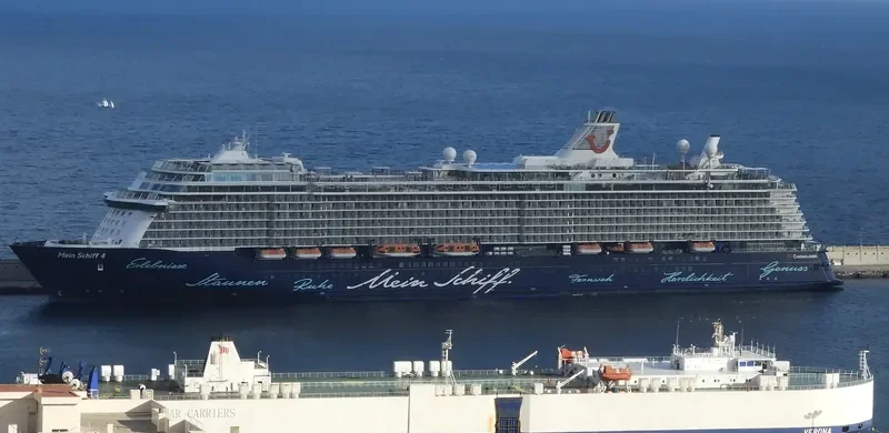 MEIN SCHIFF 4 Passenger Ship IMO 9678408 photo 4