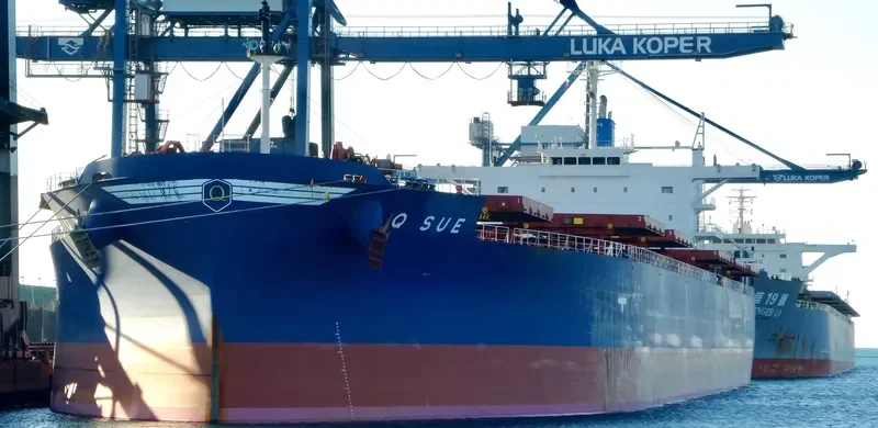 GOLDEN SUE Bulk Carrier IMO 9678472 photo 5