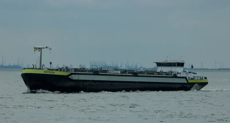 ASTERIX Tanker IMO 9679309 photo 9