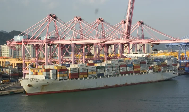 SFL HAWAII Container Ship IMO 9679555 photo 4