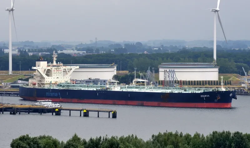ZOURVA Tanker IMO 9679593 photo 3
