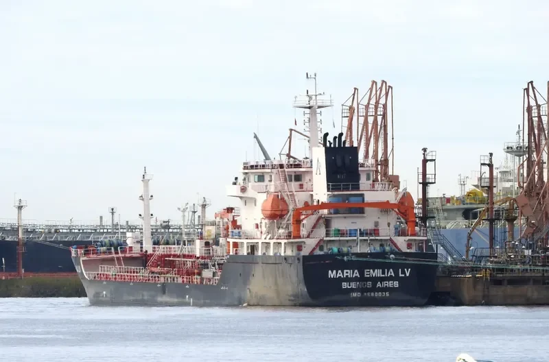 MARIA EMILIA LV Tanker IMO 9680035 photo 4