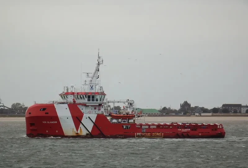 VOS GLAMOUR Offshore Vessel IMO 9680516 photo 3