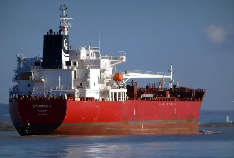 STI MERAUX Tanker IMO 9681118 photo 5
