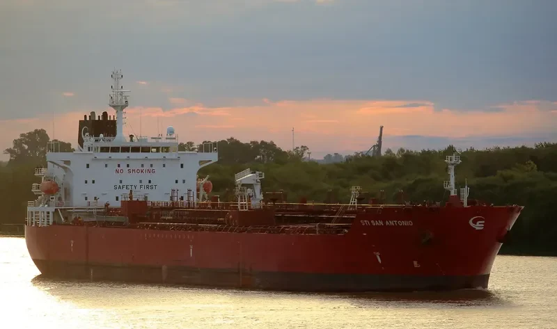 STI SAN ANTONIO Tanker IMO 9681120 photo 7