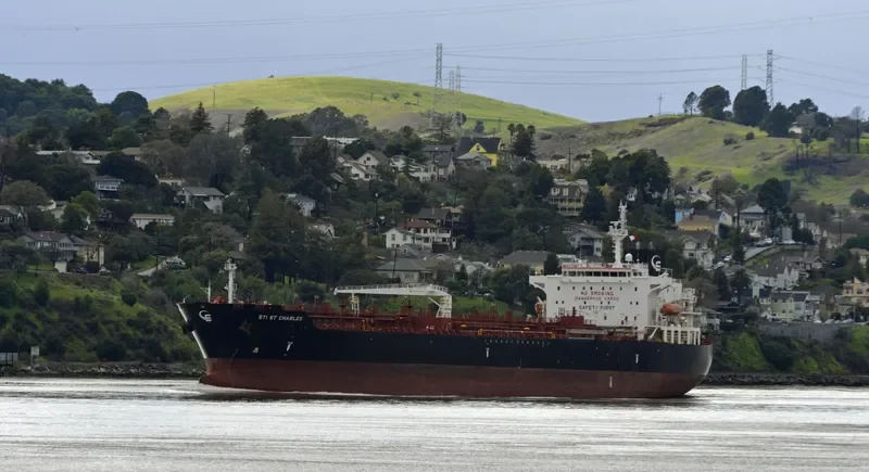 STI ST CHARLES Tanker IMO 9681144 photo 5