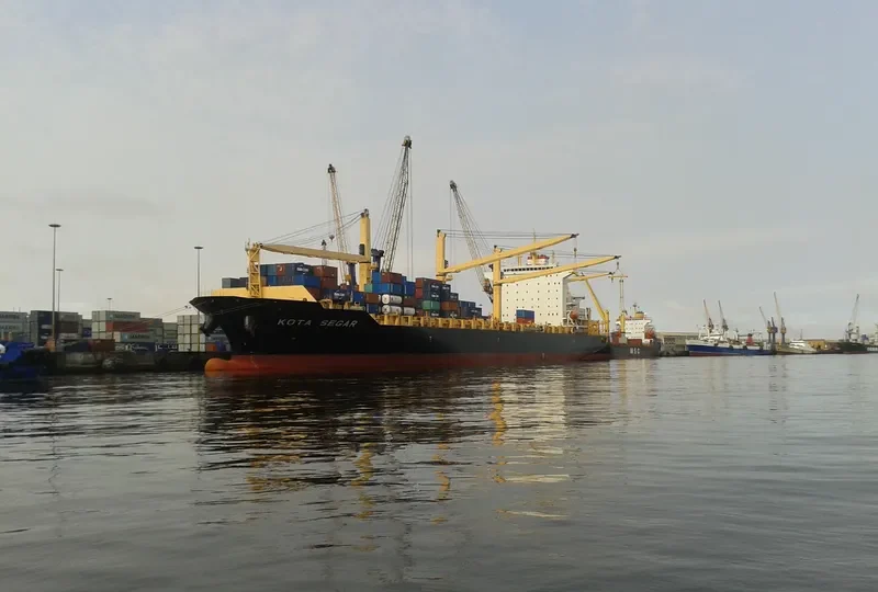 KOTA SEGAR Container Ship IMO 9681235