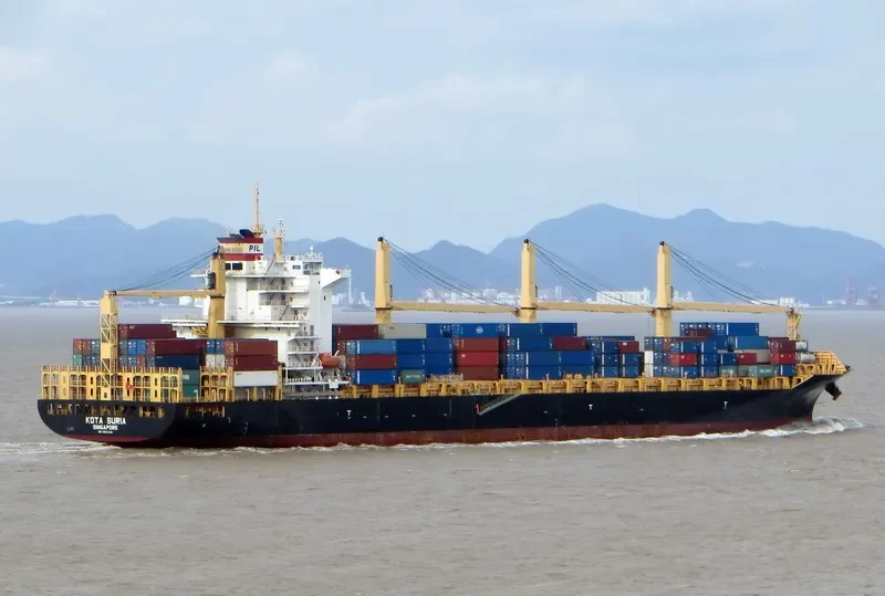 KOTA SURIA Container Ship IMO 9681326 photo 2